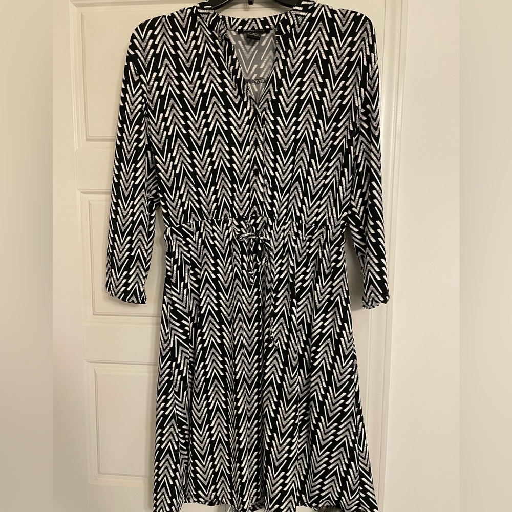 Robert Louis Black and White Striped A-Line Dress Size Medium